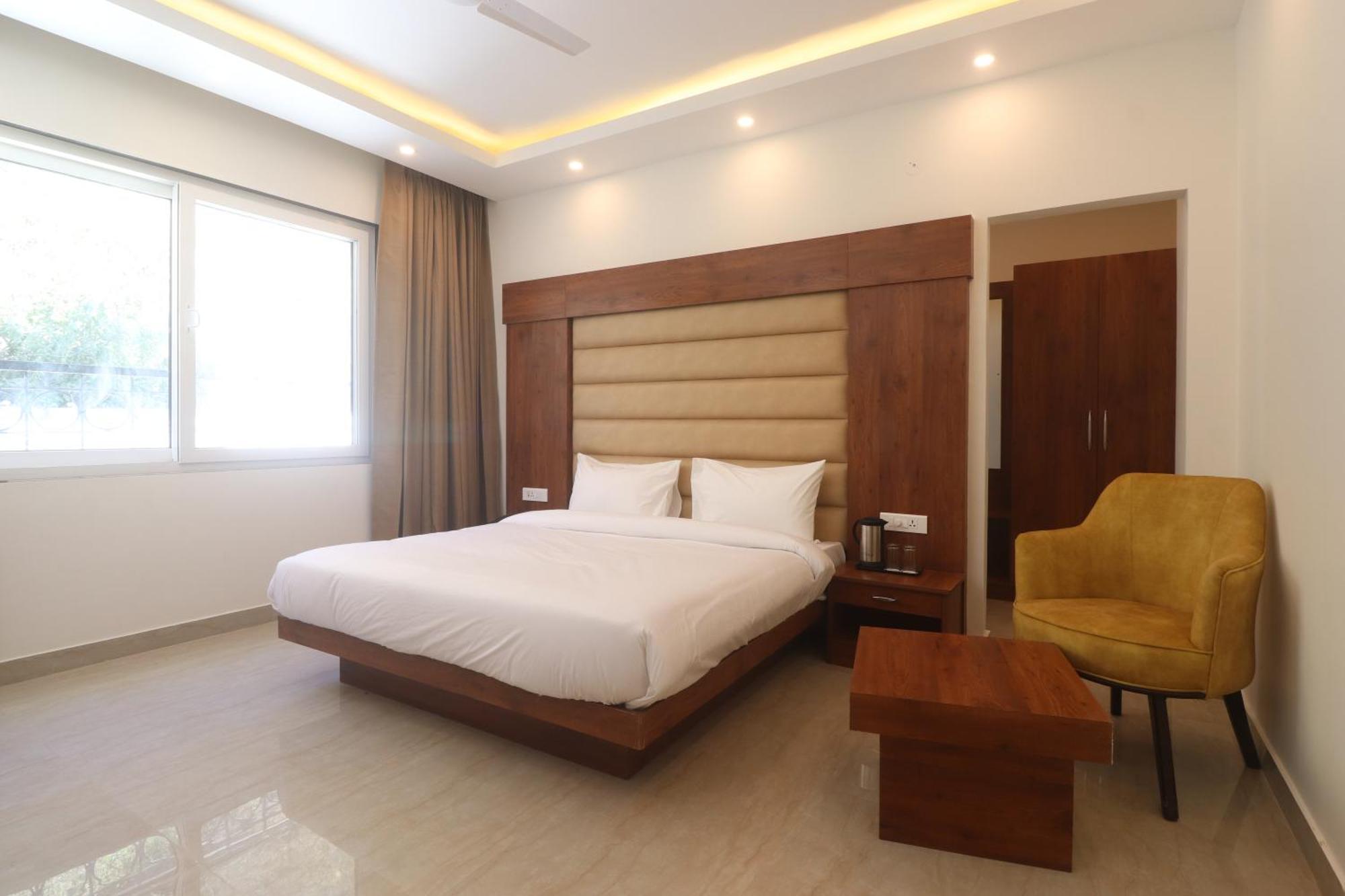Hotel Mussoorie Heights Дехрадун Екстериор снимка
